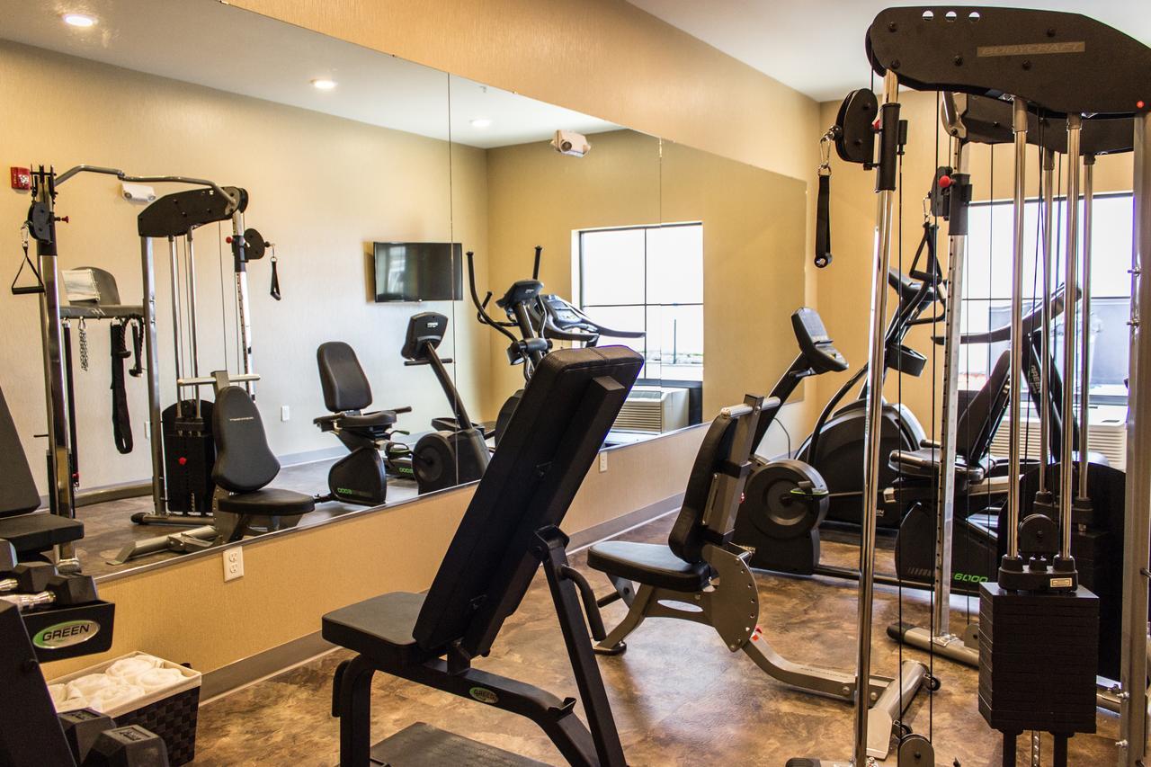 Hotel Cobblestone & -